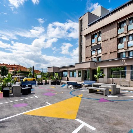 Residencia Universitaria Micampus Oviedo La Gruta Eksteriør billede